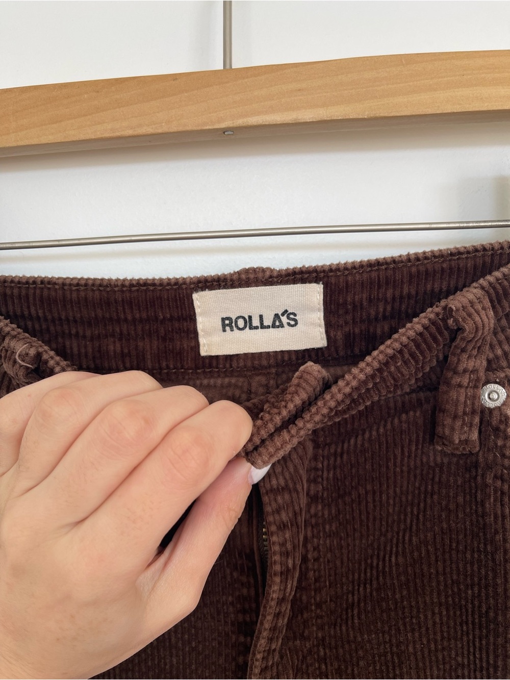 ROLLA’S Eastcoast Flare Corduroy Pants - Picture 4 of 11